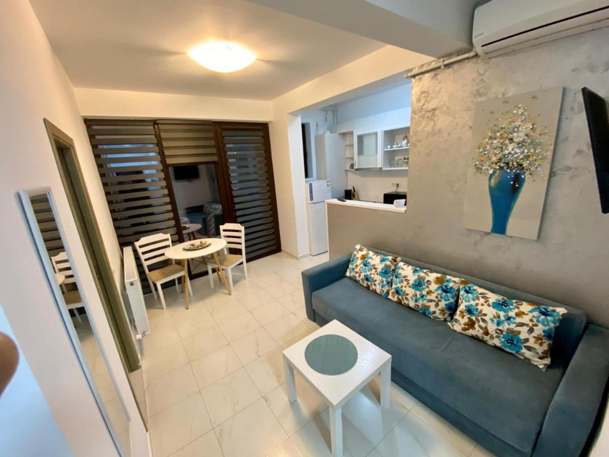 Apartament Ella D25 Mackerel Navodari Bagian luar foto