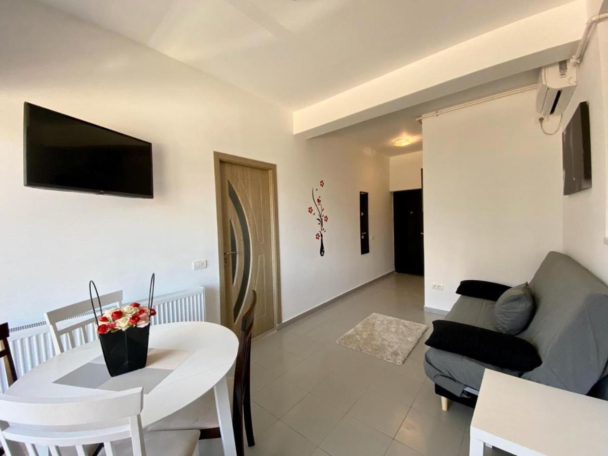 Apartament Ella D25 Mackerel Navodari Bagian luar foto