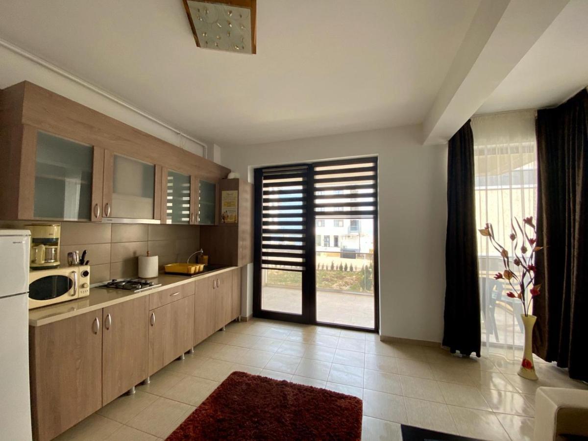 Apartament Ella D25 Mackerel Navodari Bagian luar foto